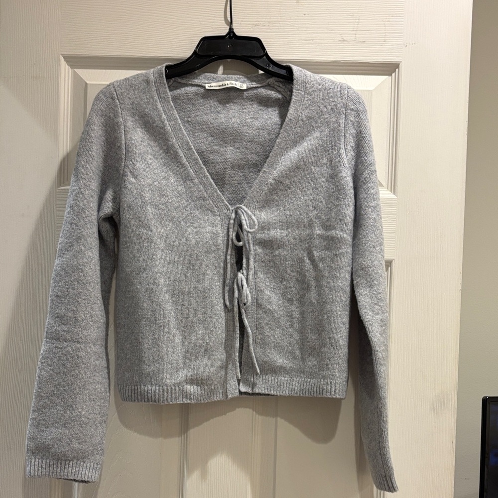 Abercrombie & Fitch Light Gray Tie Front Cardigan